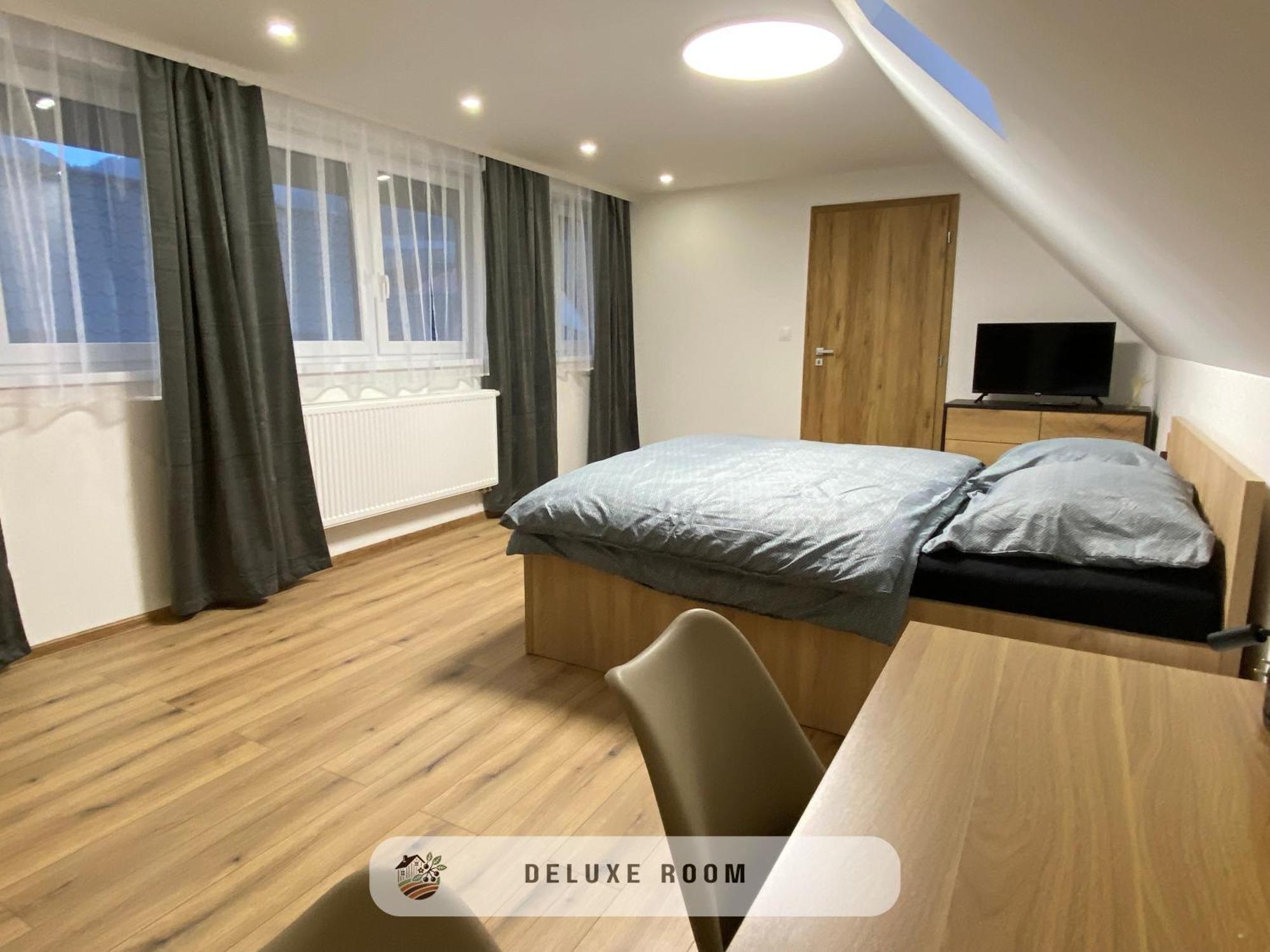 Apartmanovy Dom Visnove Exterior foto